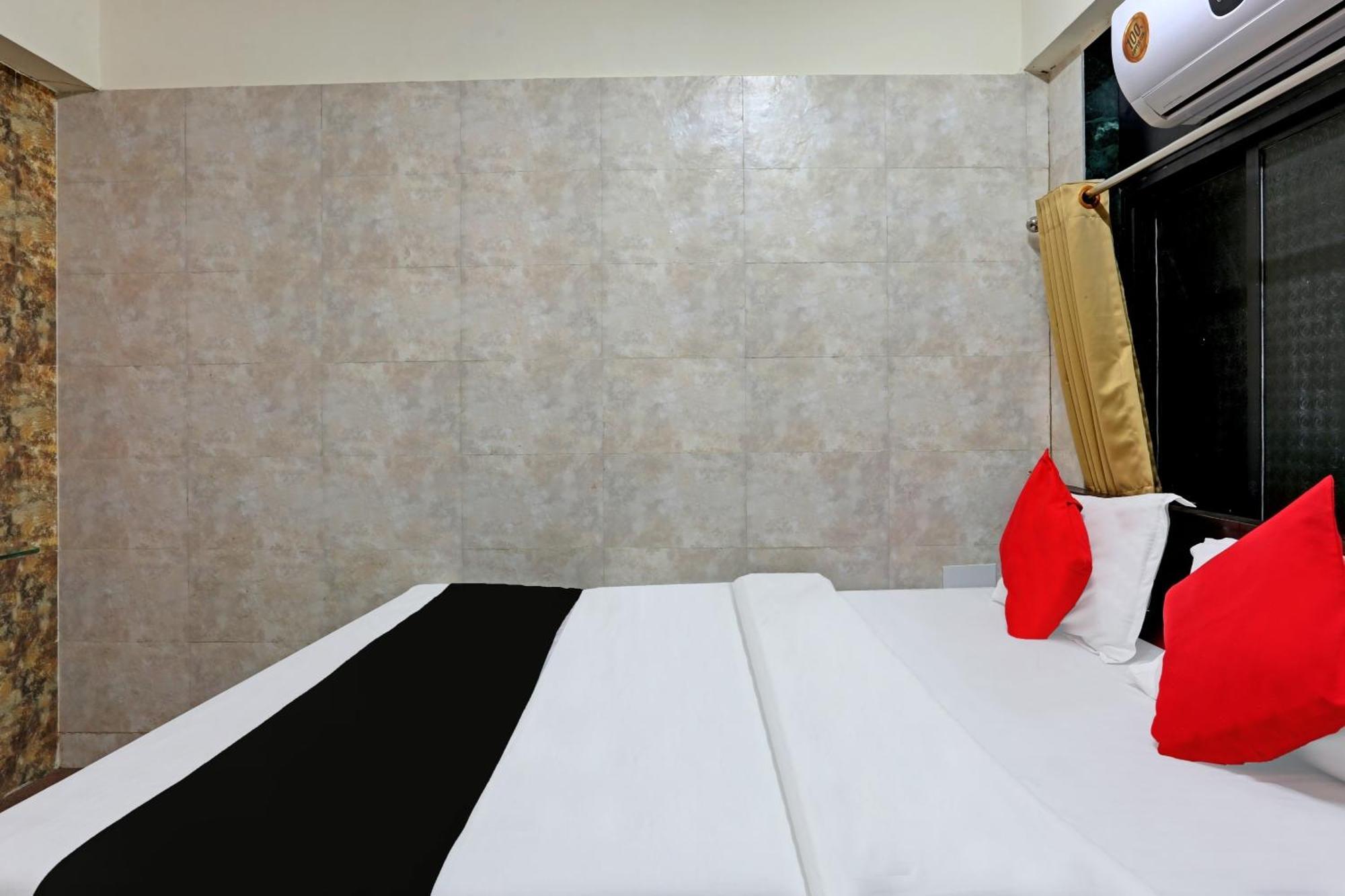 Capital O 79386 Hotel Emirates - Mumbai, Mumbai